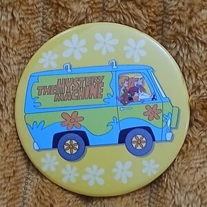 Scooby‑Doo Mystery Machine Button Pinback Cartoon Collectible Hanna‑Barbera